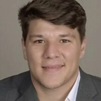 Dennis Lee Deneui