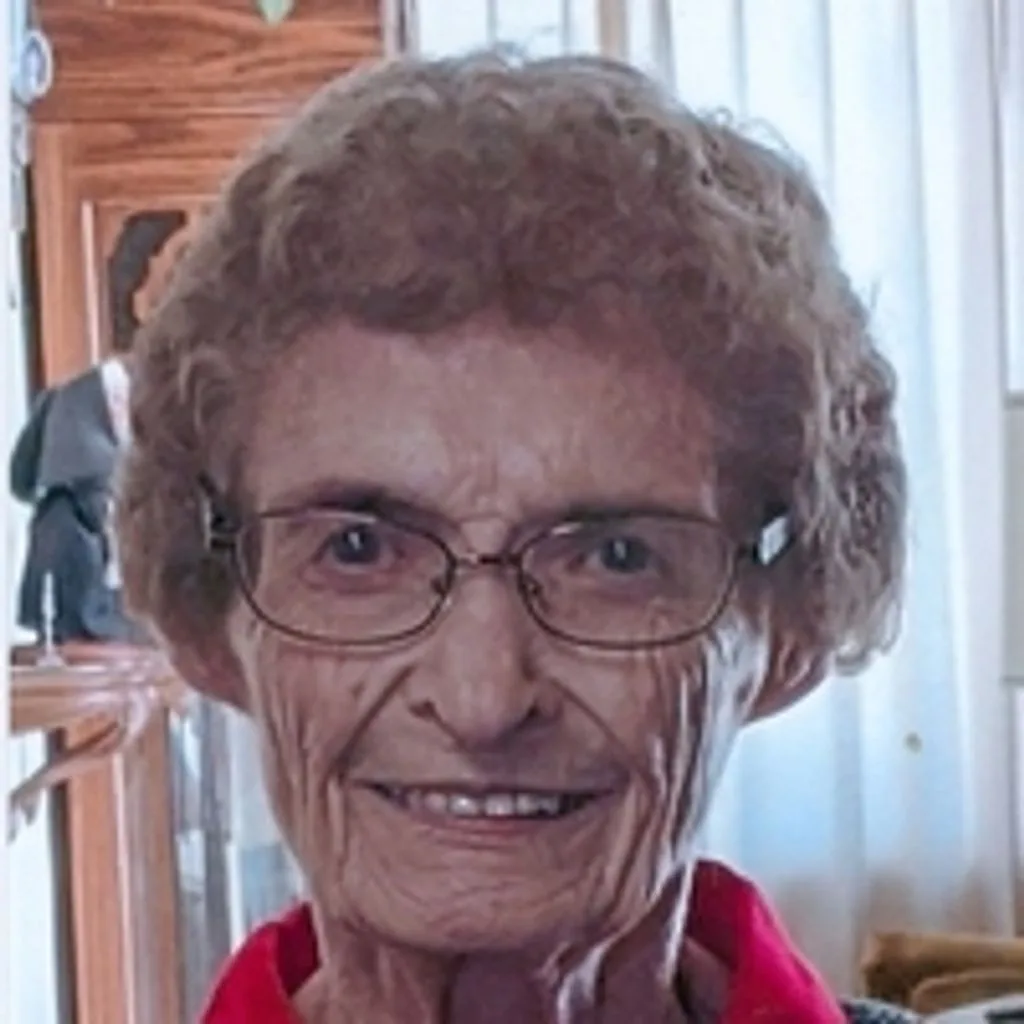 Portrait of Lorraine Mammenga