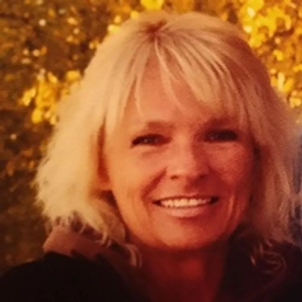 Portrait of Lori Christensen