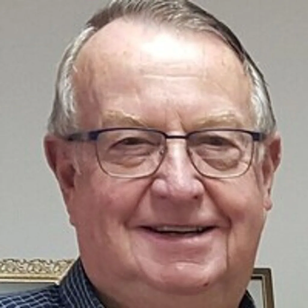 Portrait of Lowell Andersen