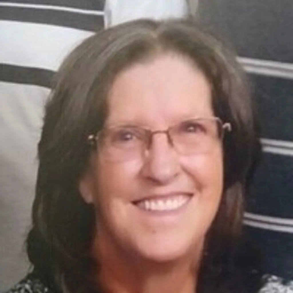 Portrait of Debra Wentzel