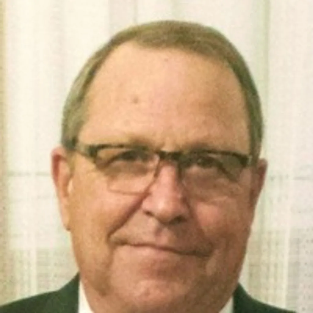 Portrait of Lon Lemme