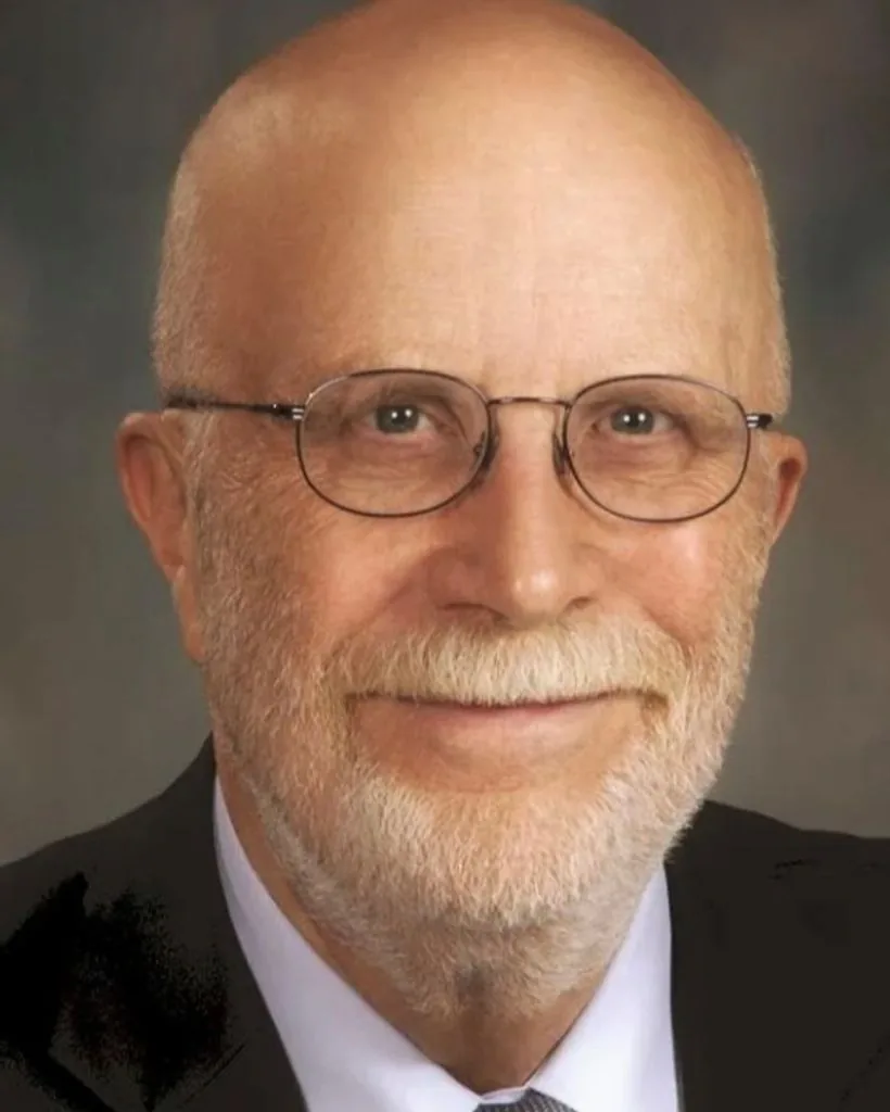 Portrait of Robert Mabee
